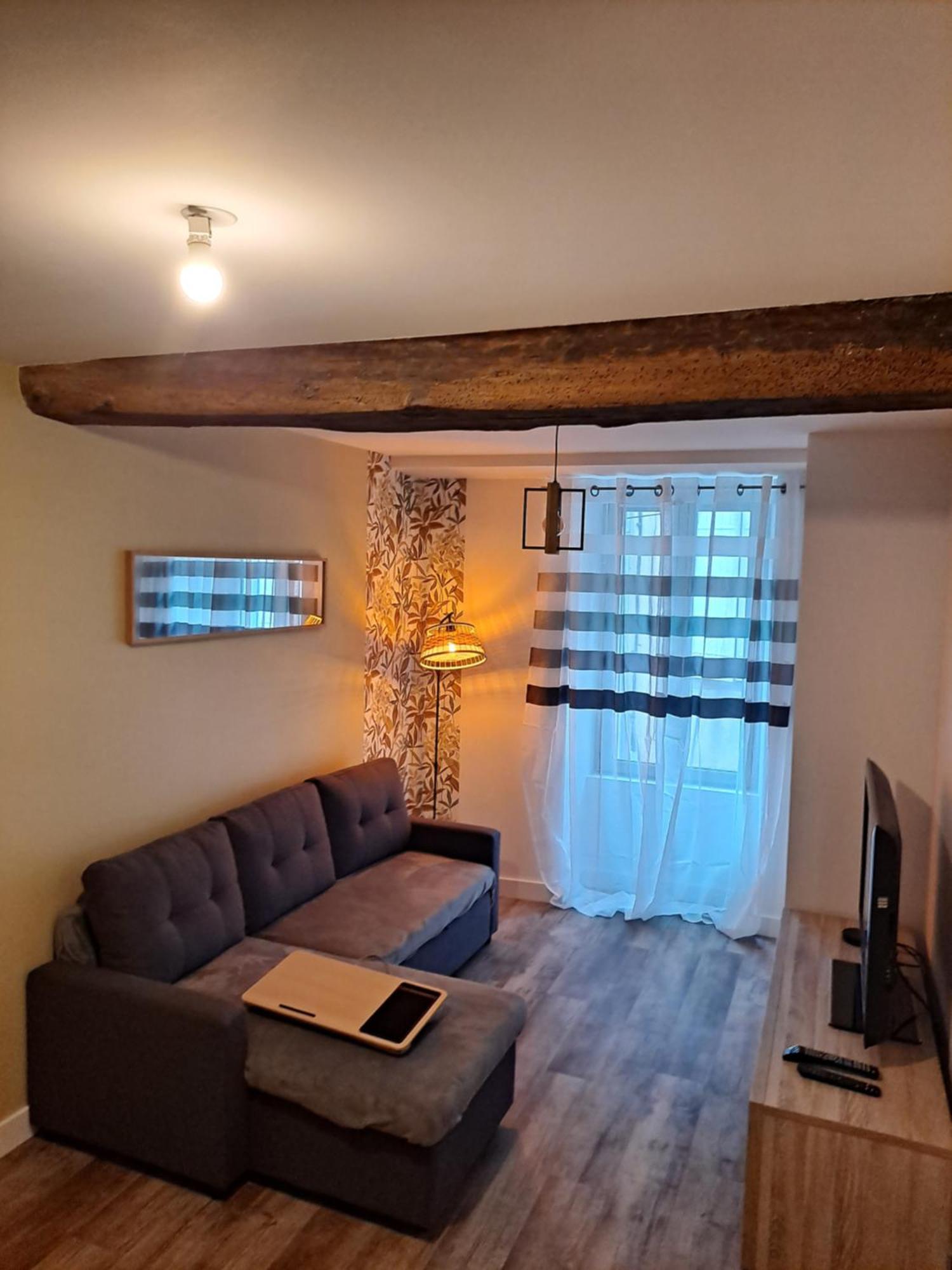 Logement T2 Neuf - Centre-Ville Parthenay Eksteriør bilde
