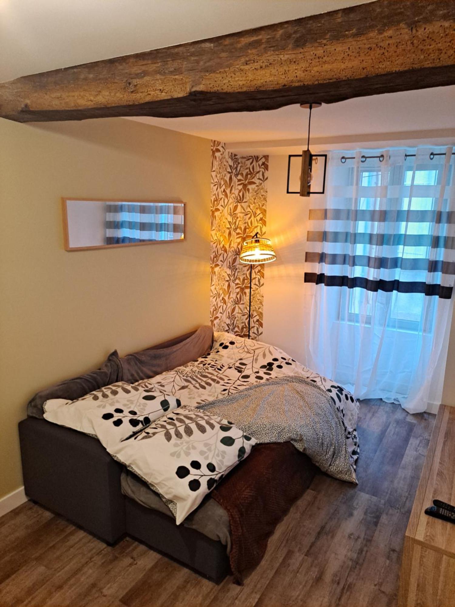 Logement T2 Neuf - Centre-Ville Parthenay Eksteriør bilde